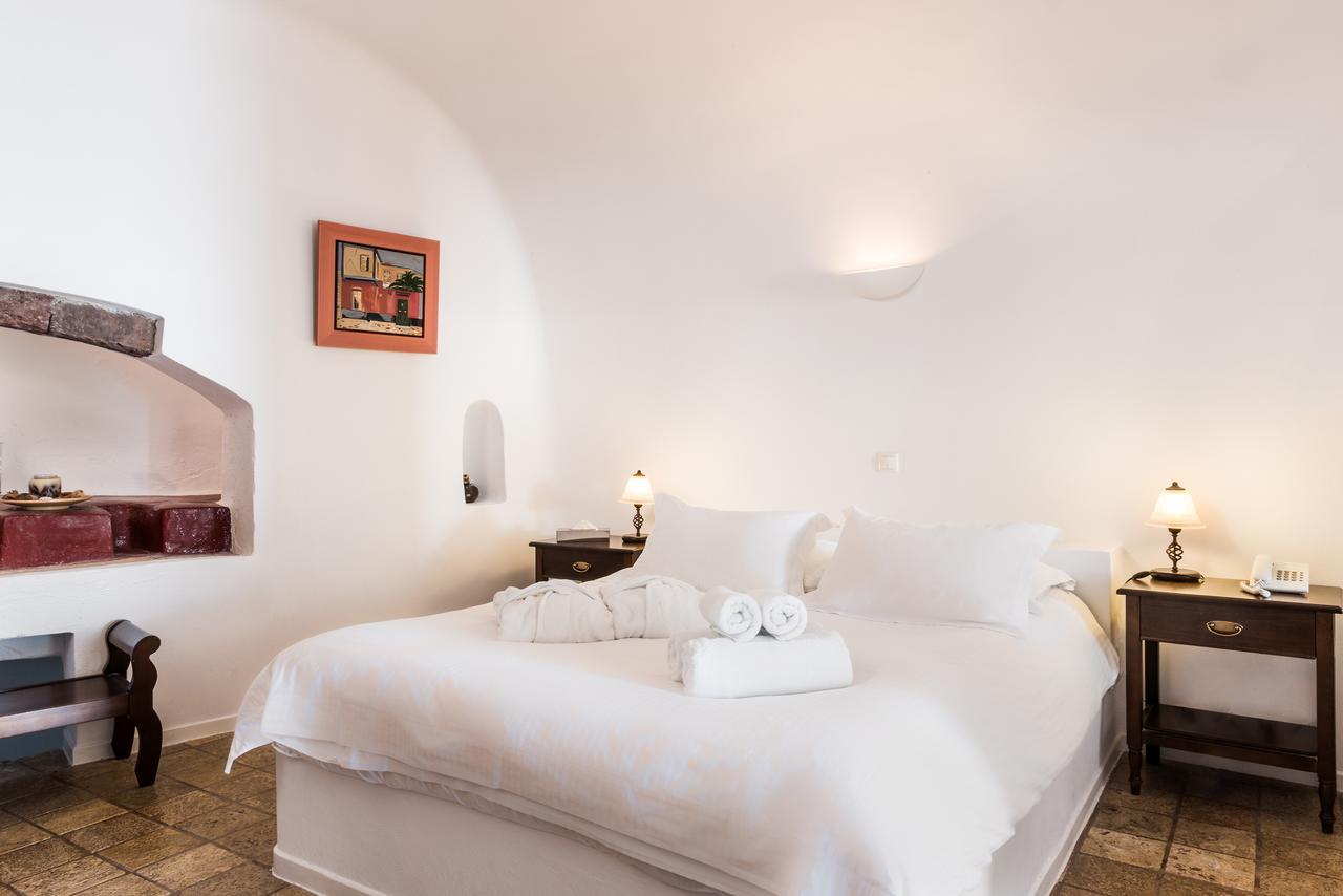 Junior Suite Caldera View
