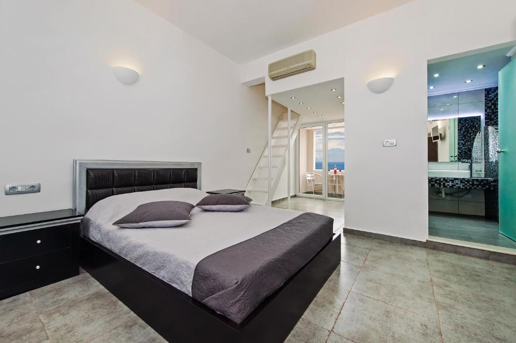 Superior Room Sea View Split Level