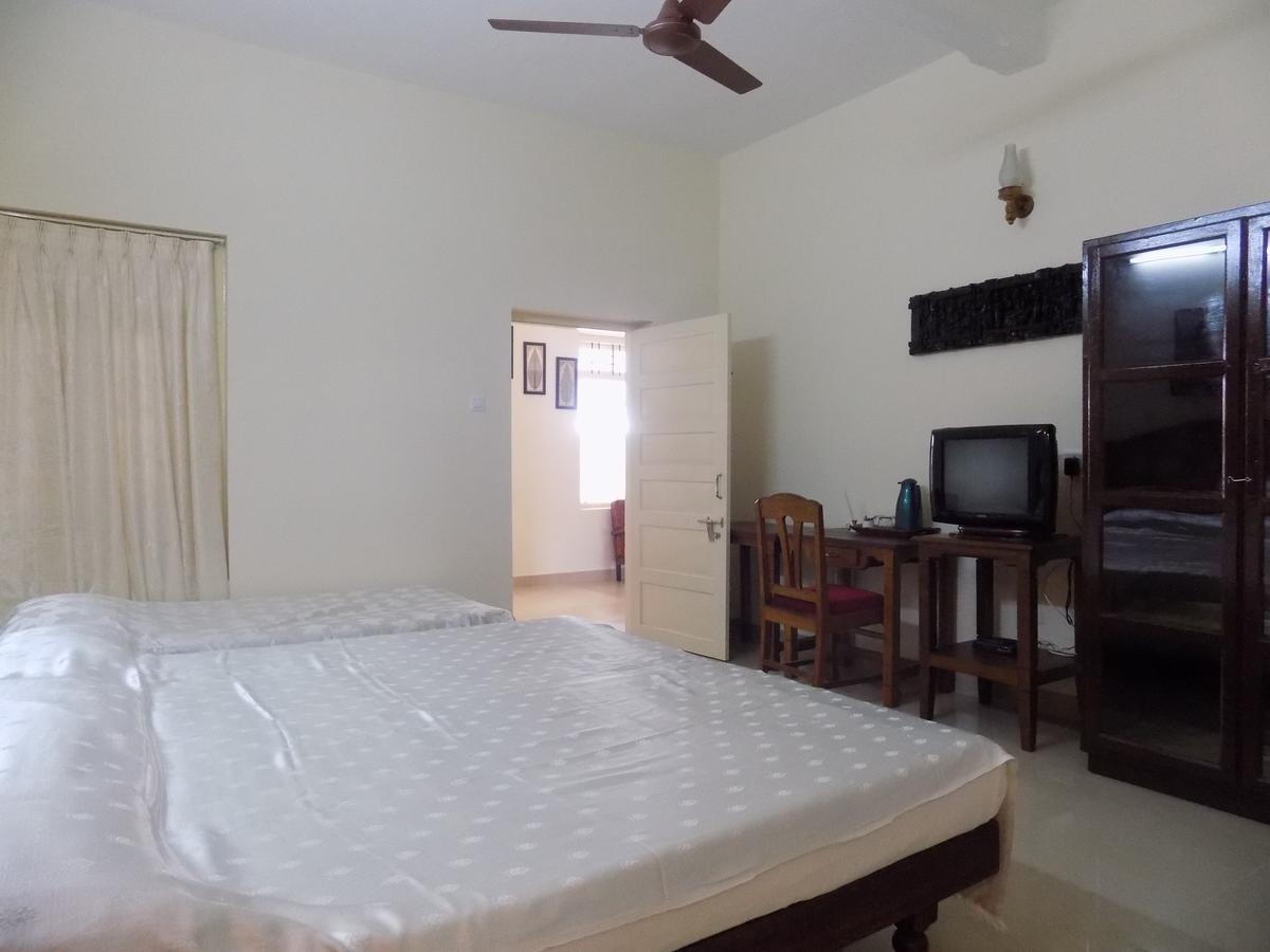 Triple Room with Bathroom