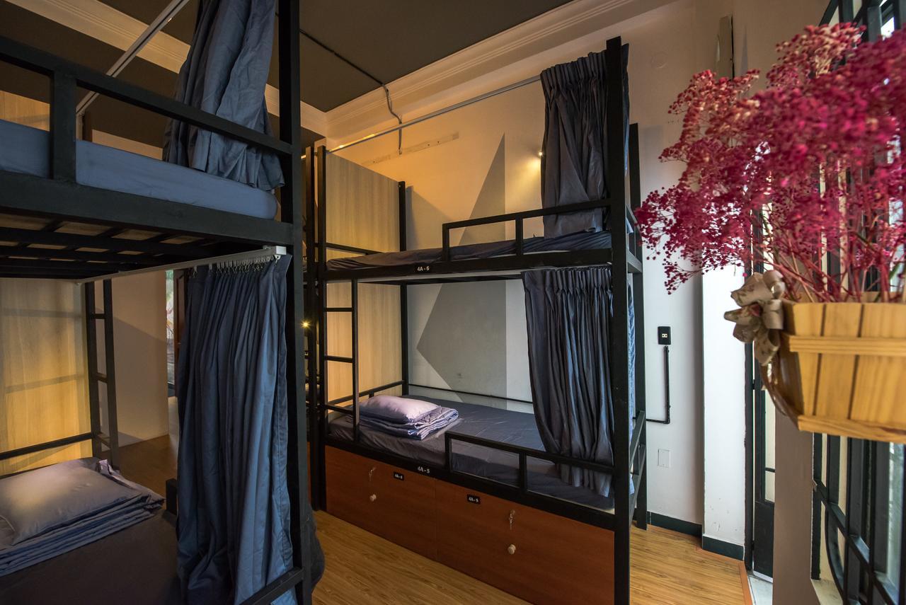 Bed 8-Bed Mixed Dormitory Room