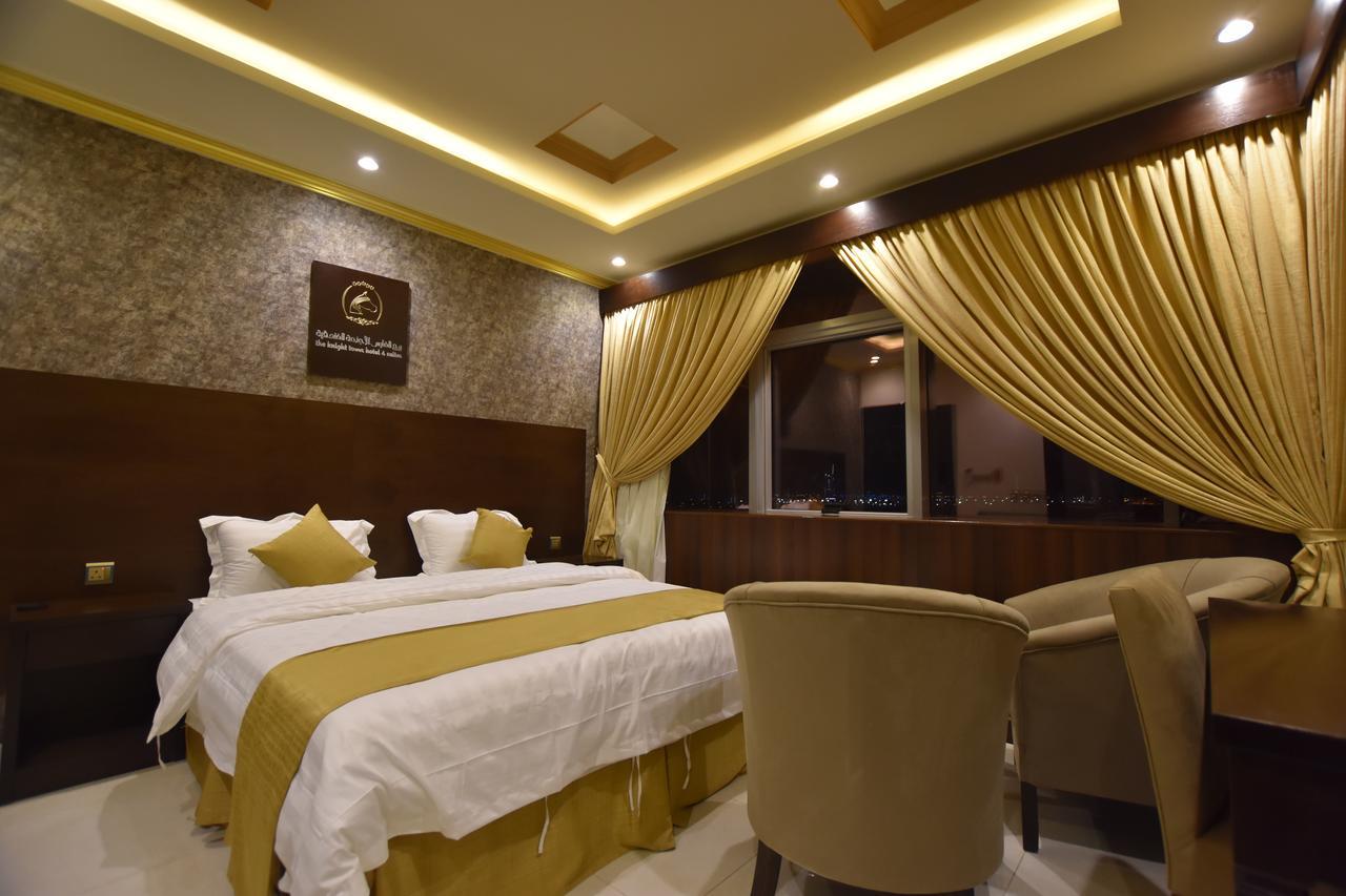 Superior One-Bedroom Apartment