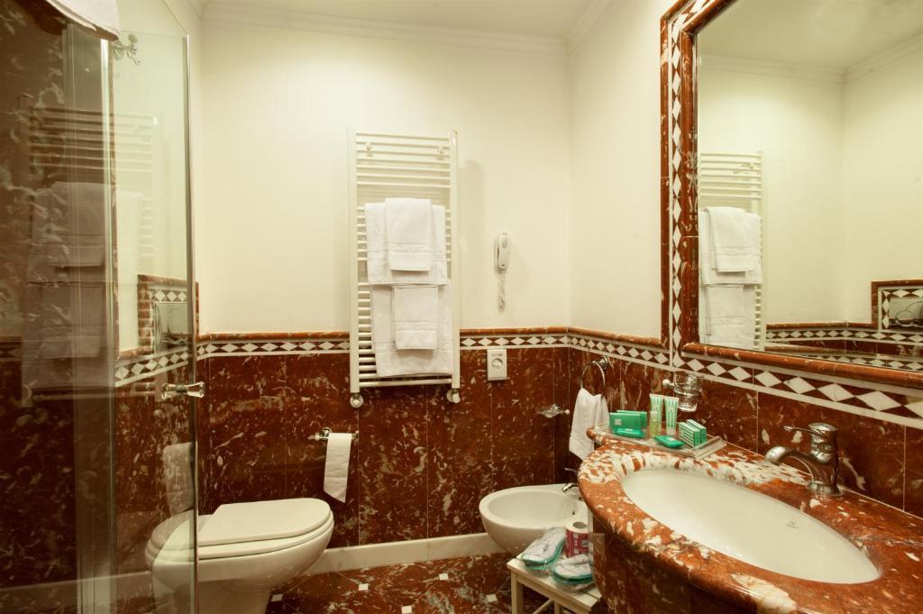 Superior Double or Twin Room
