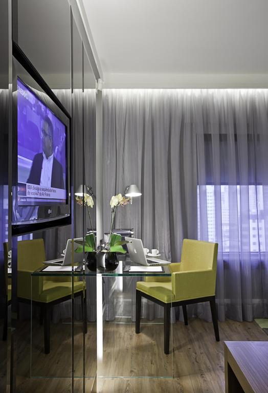 Executive Queen Room with Park View
