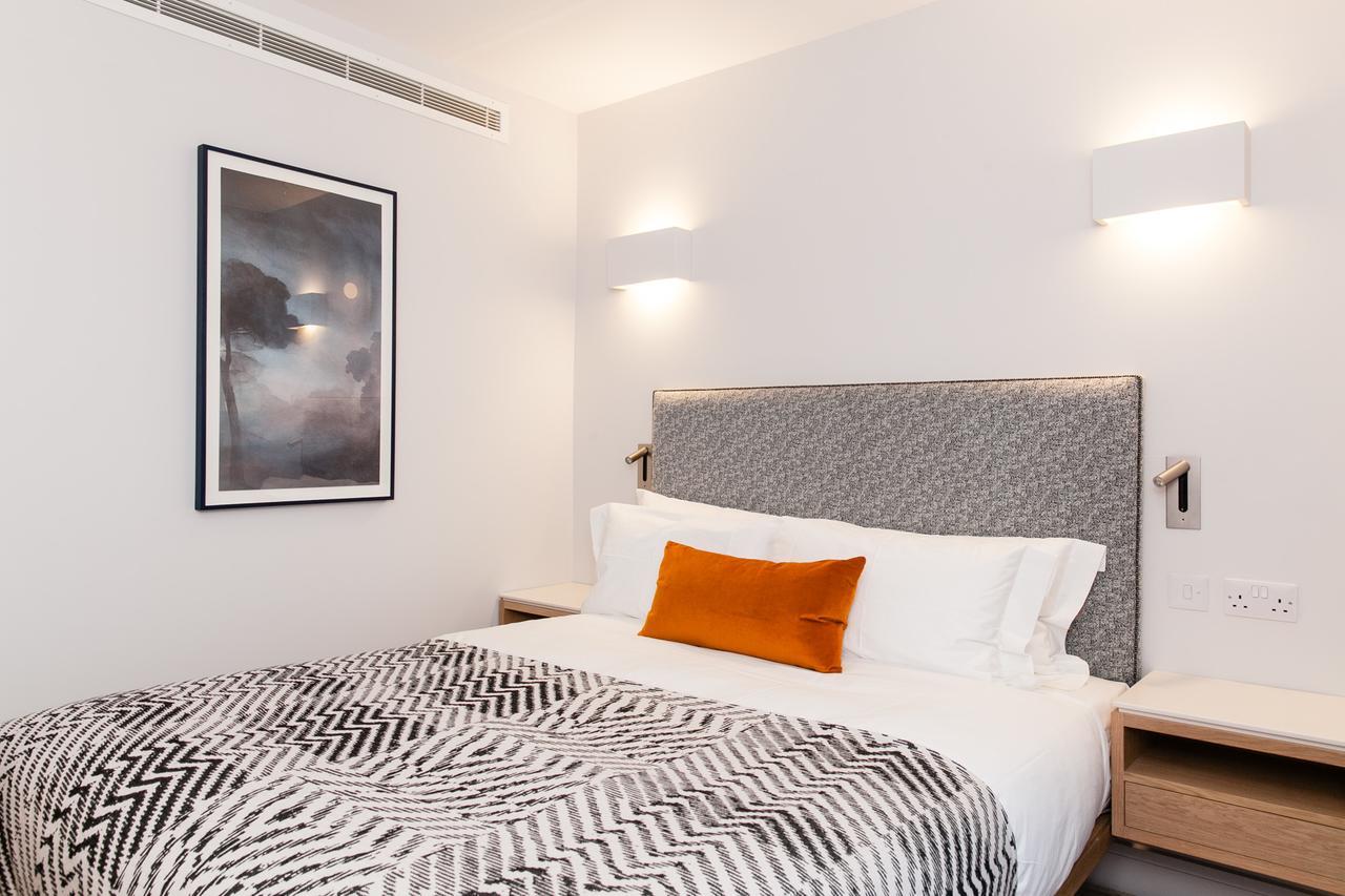 Superior One-Bedroom Apartment