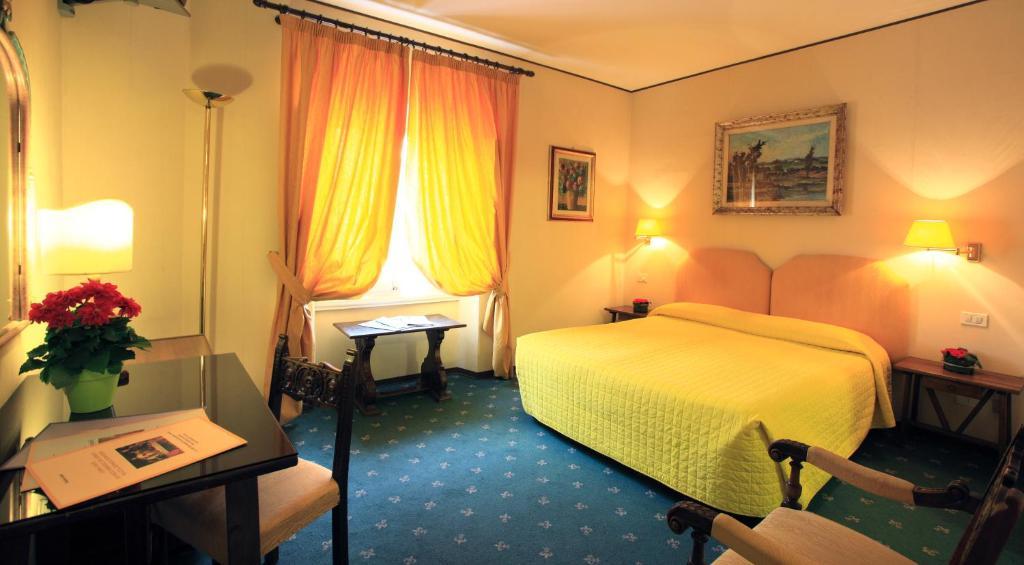 Classic Double Room