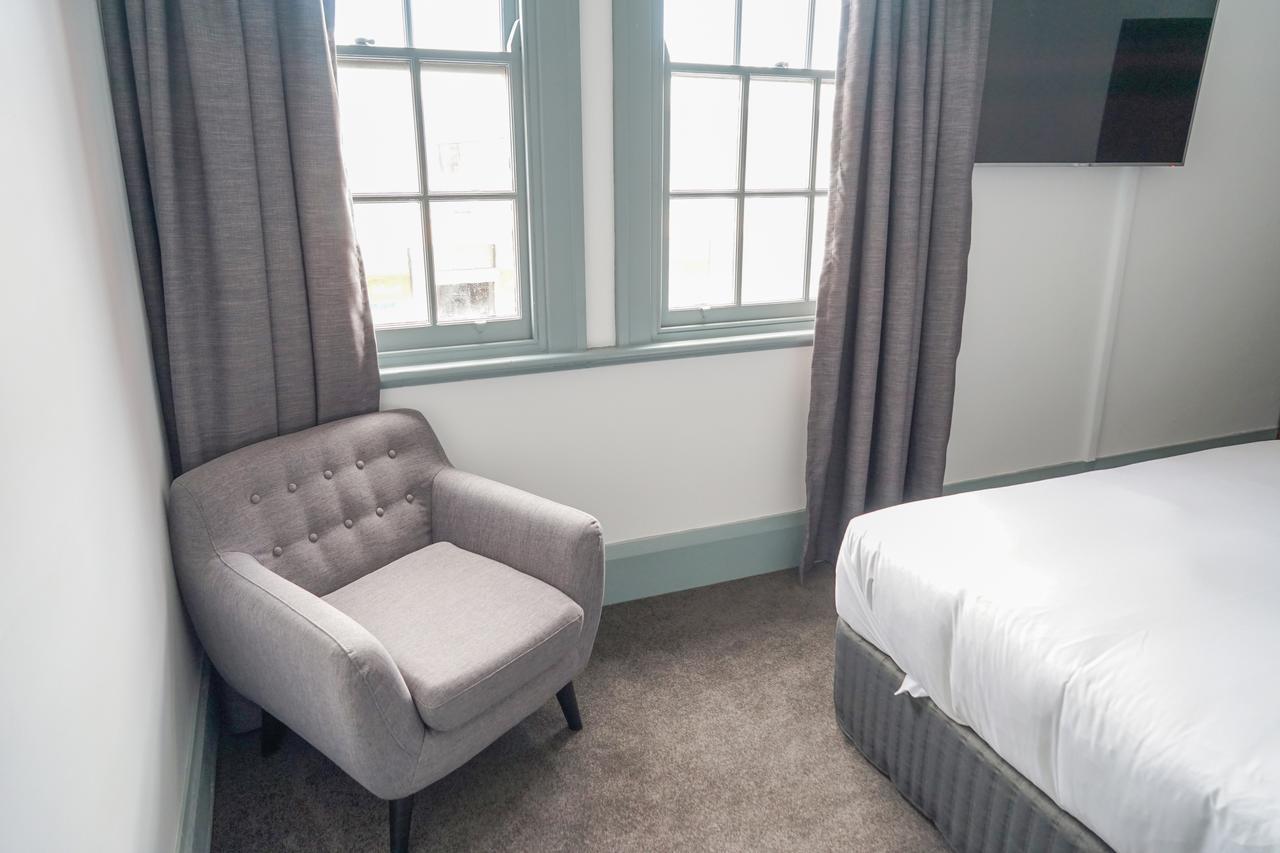 King Room with Shared Bathroom