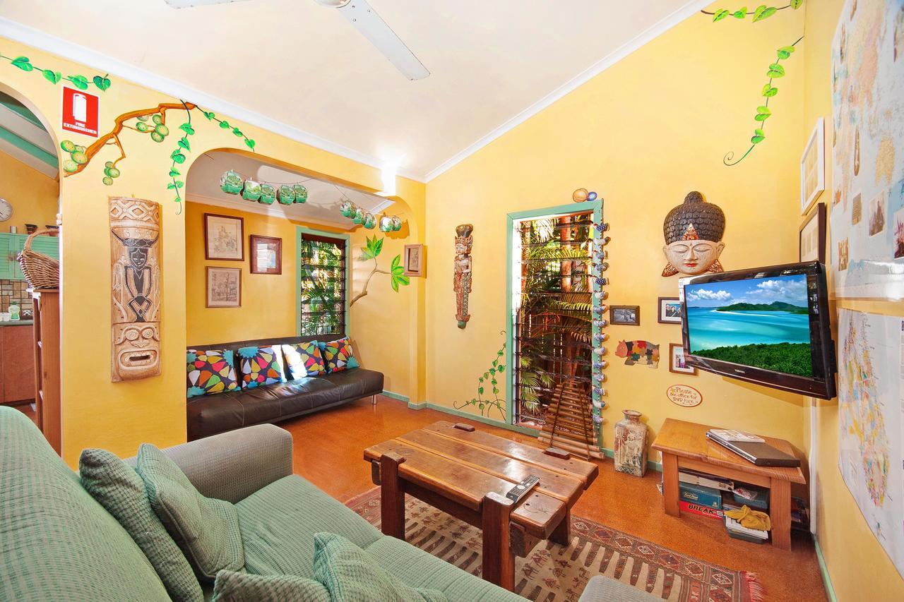Standard Single Room with Shared Bathroom