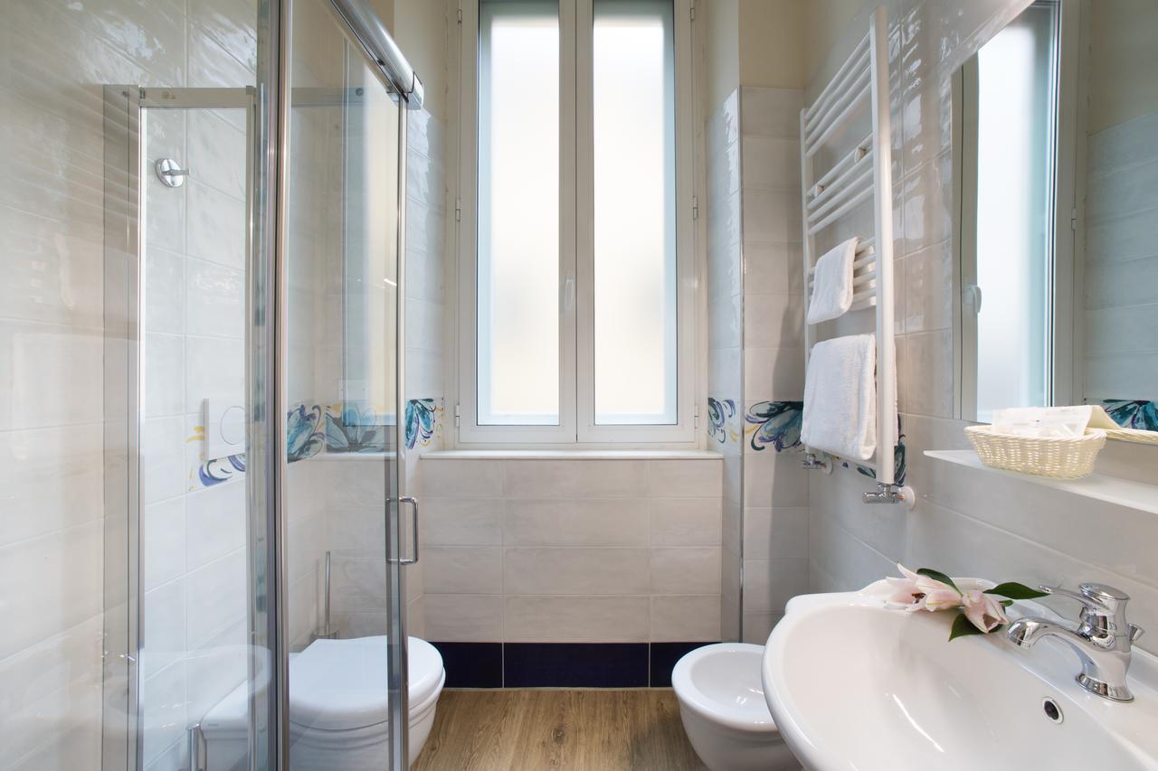 Comfort Deluxe Double or Twin Room