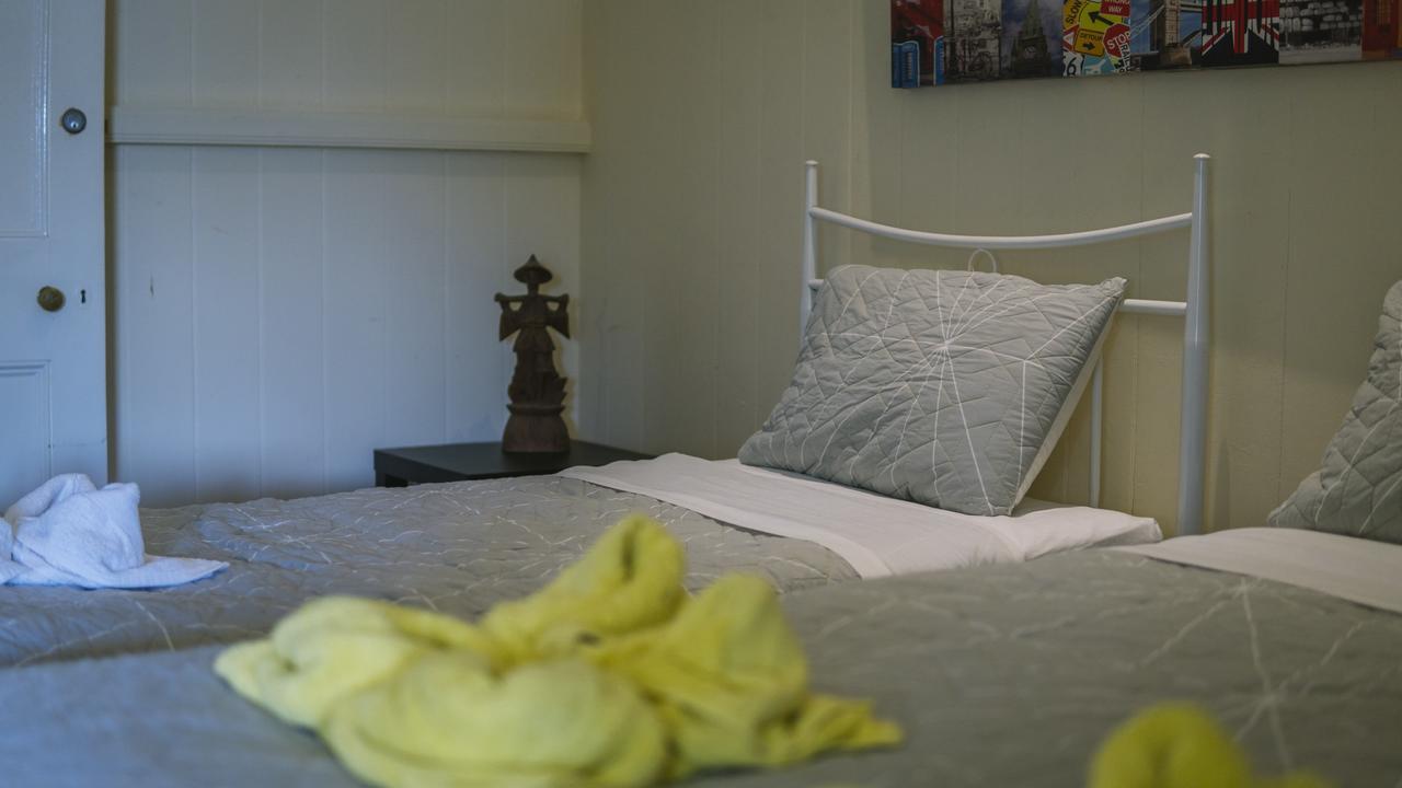 Basic Single Room with Shared Bathroom