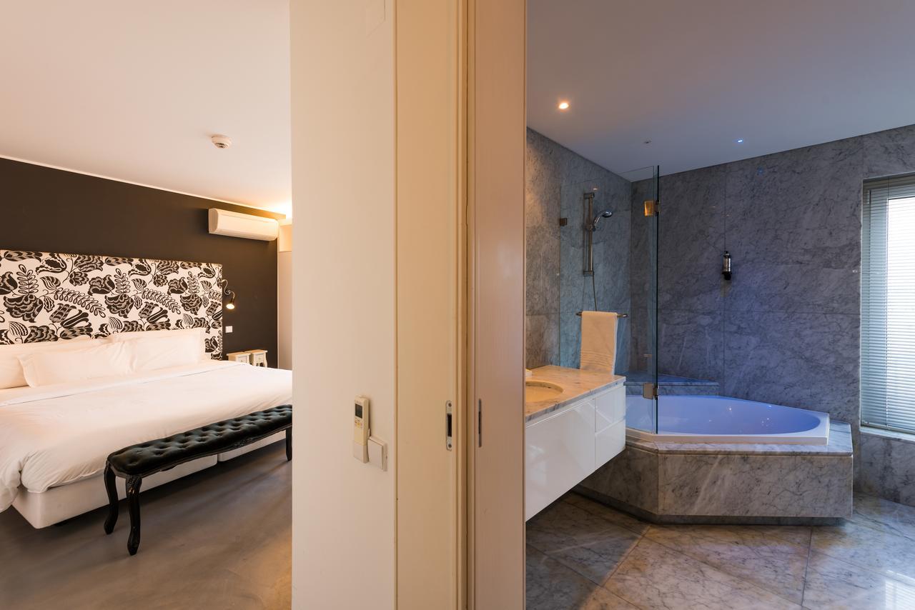 One-Bedroom Apartment with Panoramic View