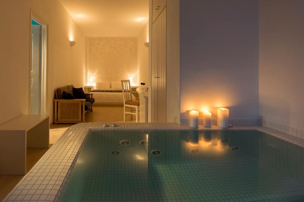 Junior Suite Hot Tub
