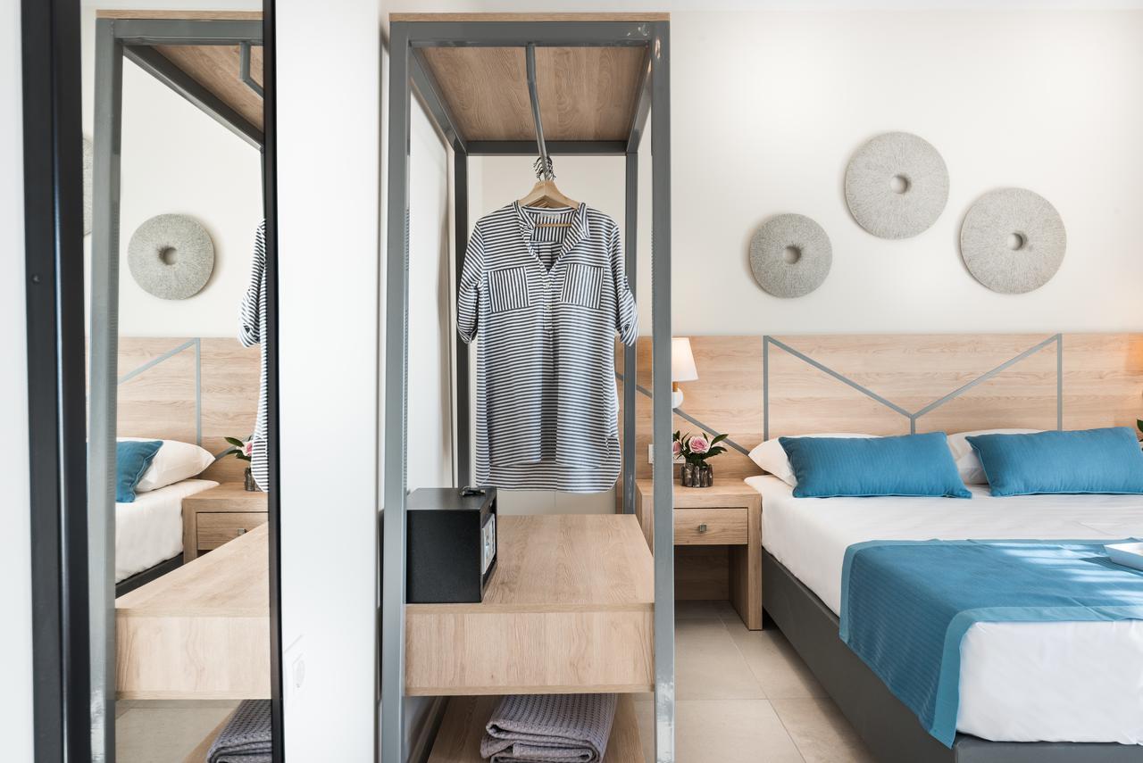 Standard Double or Twin Room Sea View