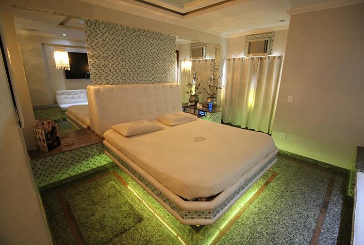 Queen Room Spa Bath Sauna