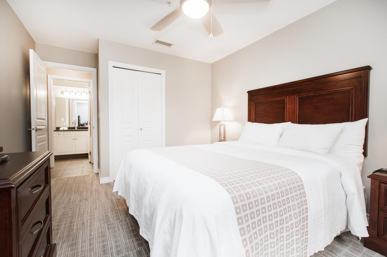 Executive Two-Bedroom Two Bathrooms Suite