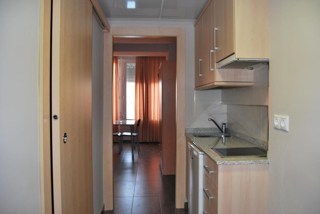 Studio (2 Adults)