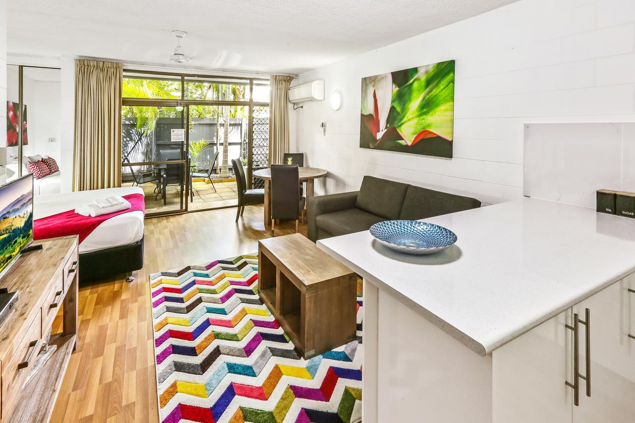 Studio Apartment