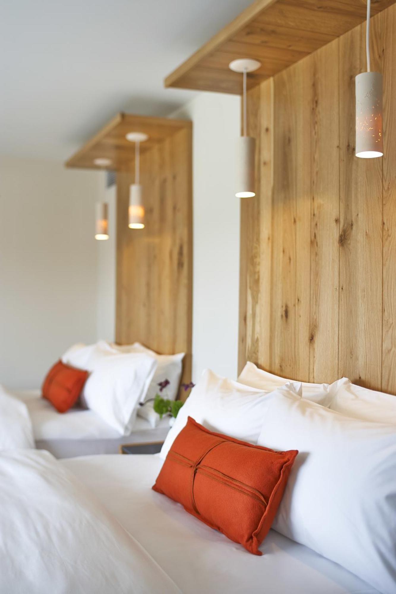 Queen Double Room