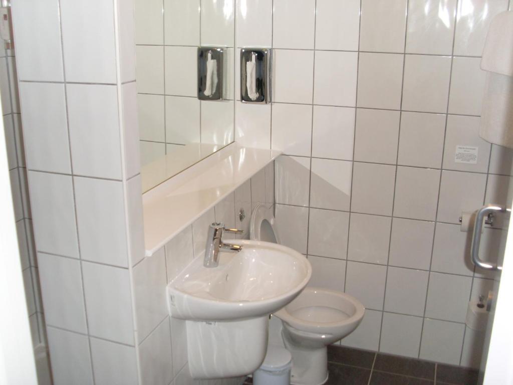 Standard Double Room,1742636109:JPEG