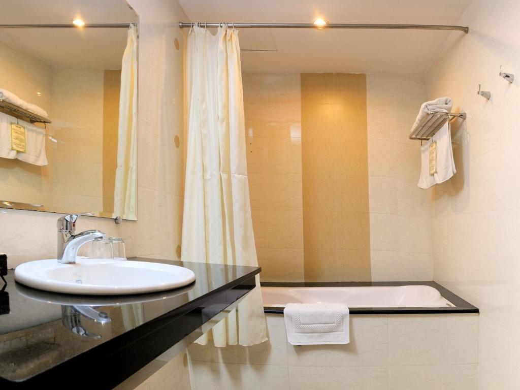 Deluxe Double Room Park View