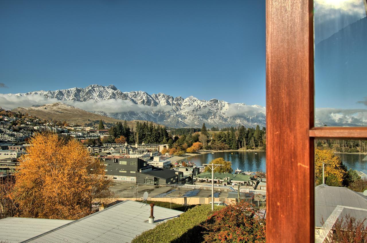 King Room with Mountain View