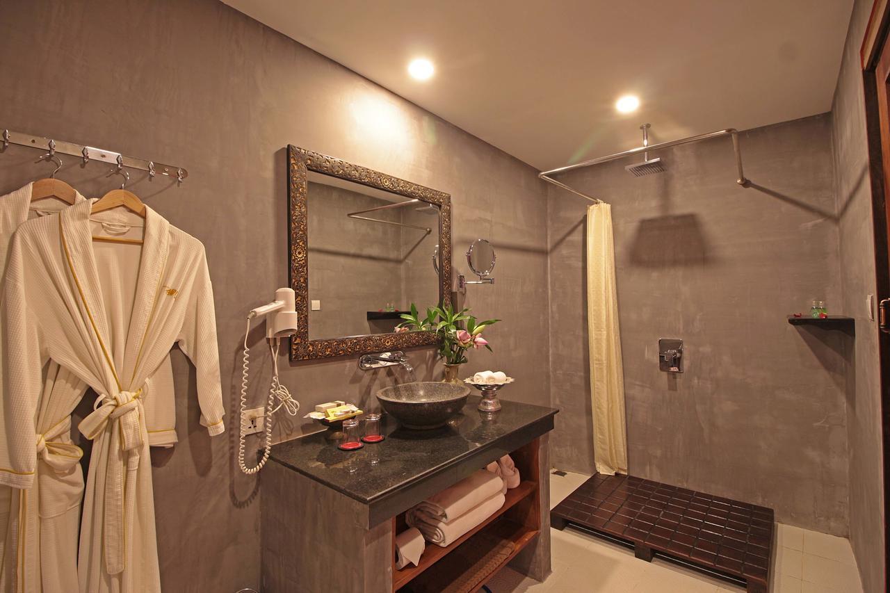 Royal Suite Pool Access USD15 Credit Spa