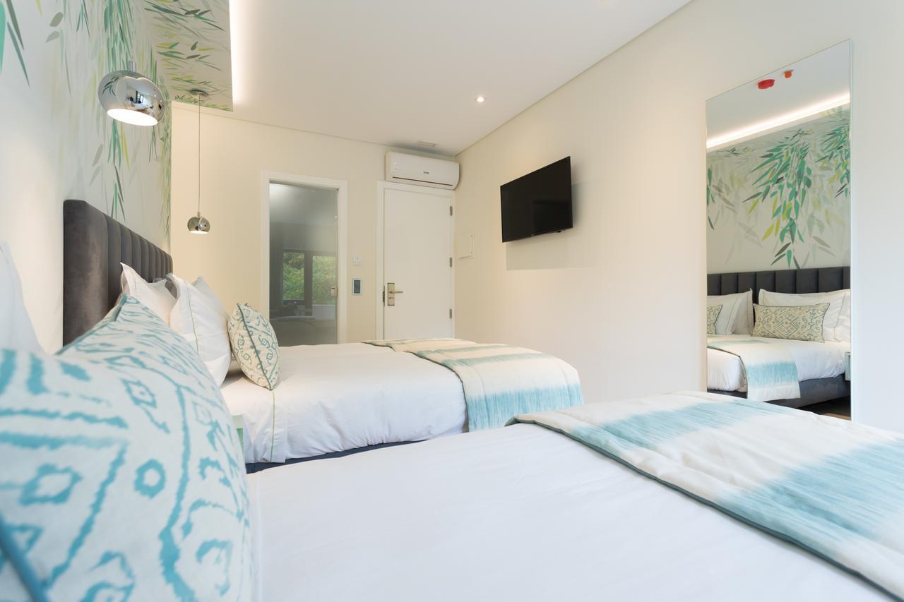 Twin Room with Private Bathroom