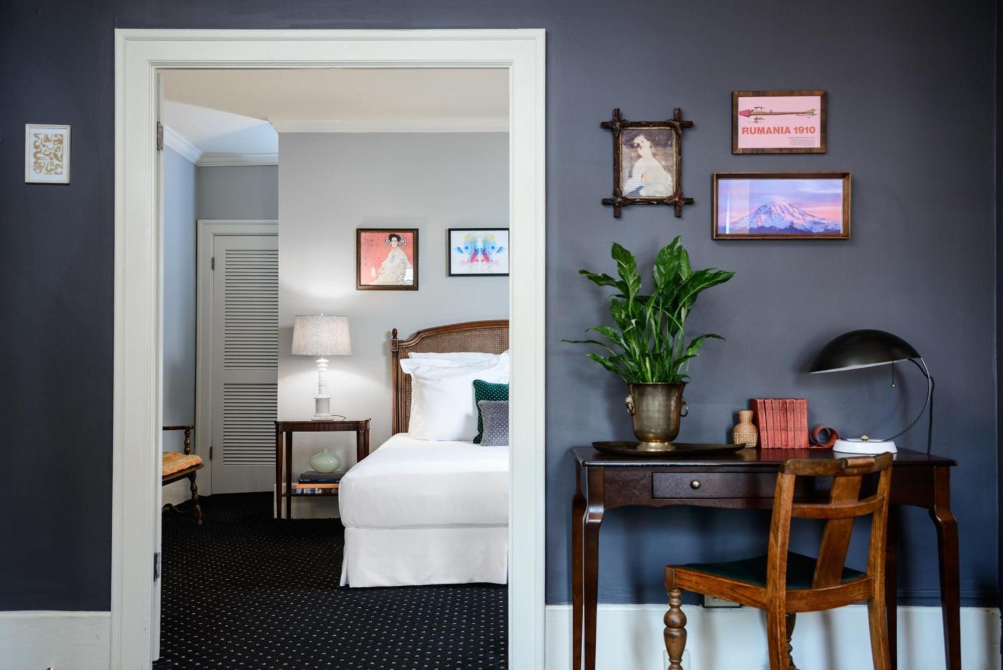 One-Bedroom Suite