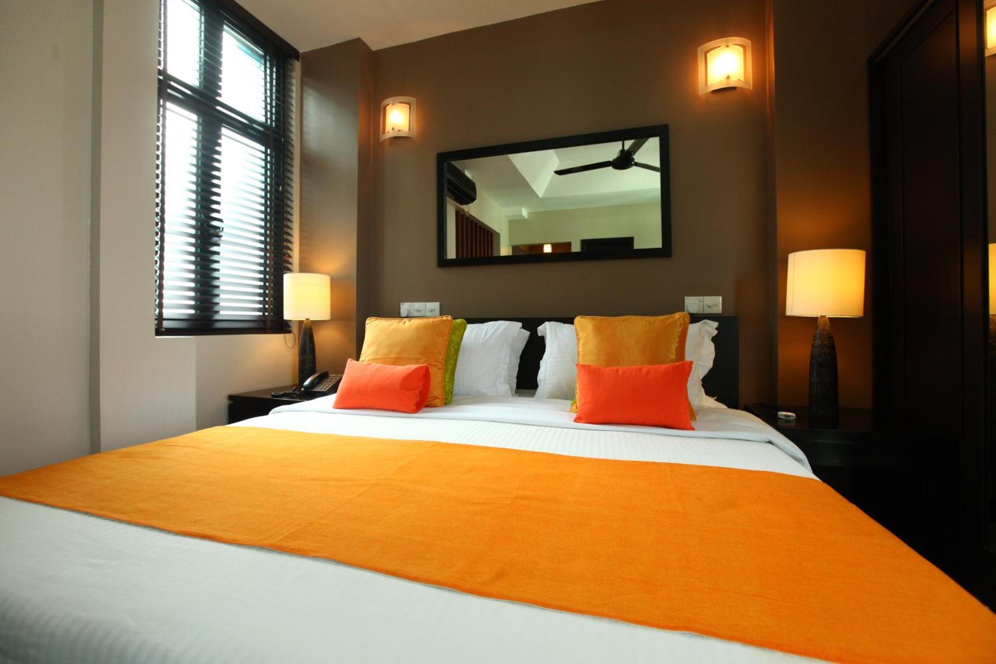 Deluxe Triple Room