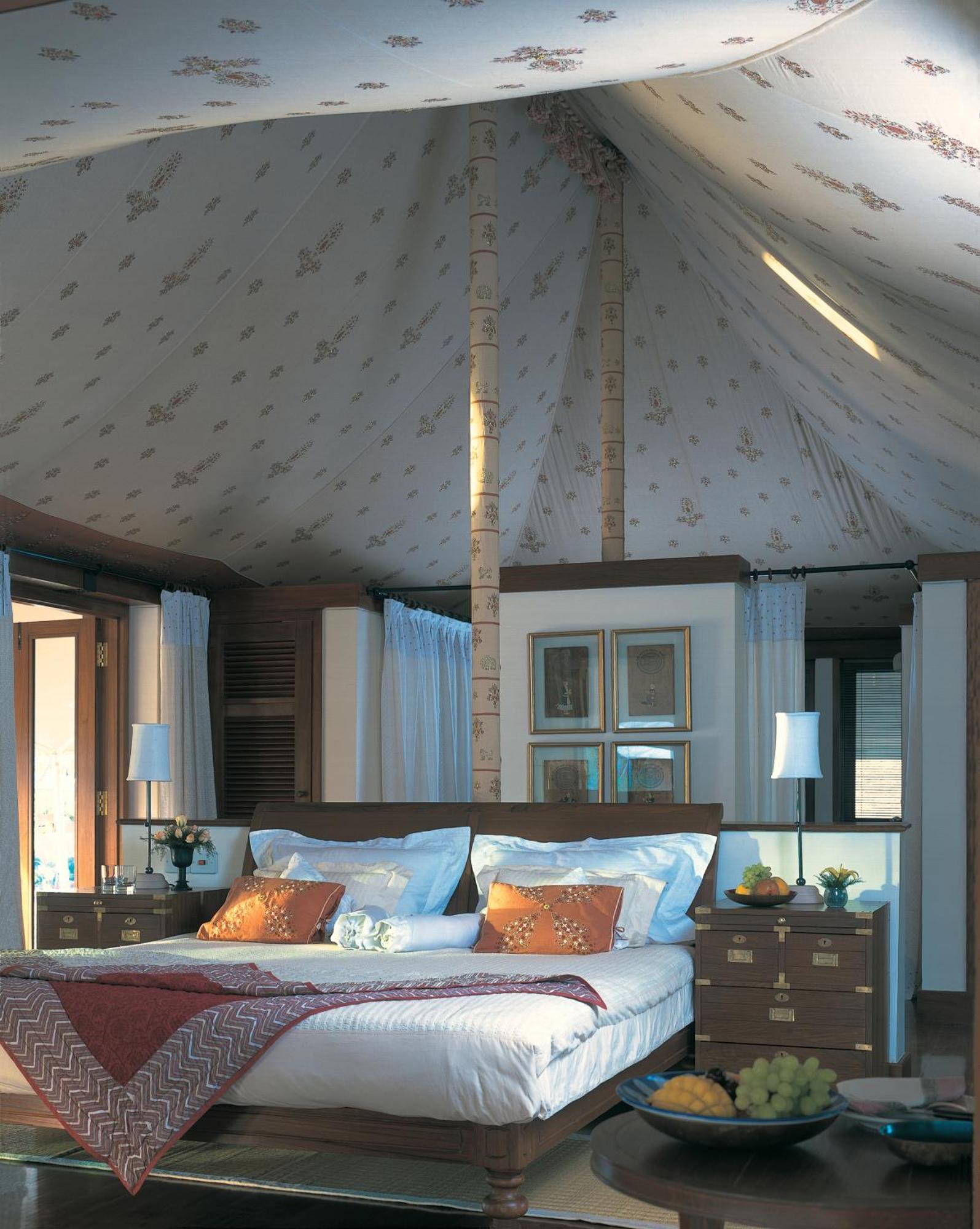 Luxury Tent with Private Garden,1212930058:JPEG