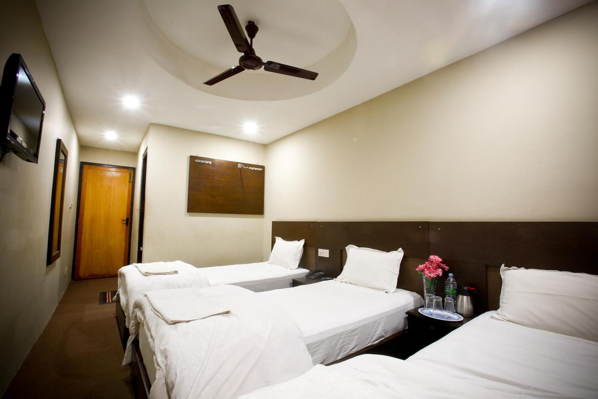 Standard Triple Room with Fan