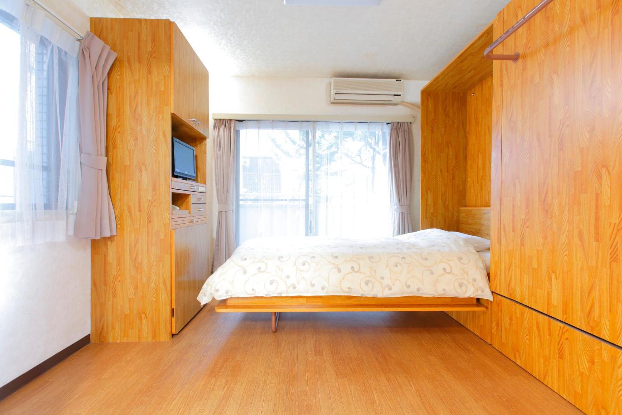 Twin Room - Smoking - House Keeping is Optional with Additional Cost,687588468:JPEG
