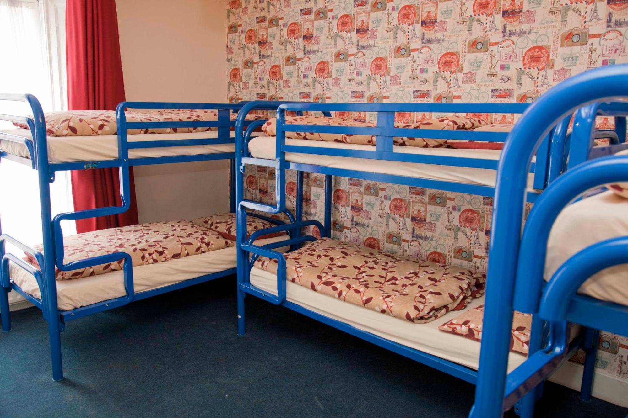 1 Bed a 6 Bedded Room Ensuite