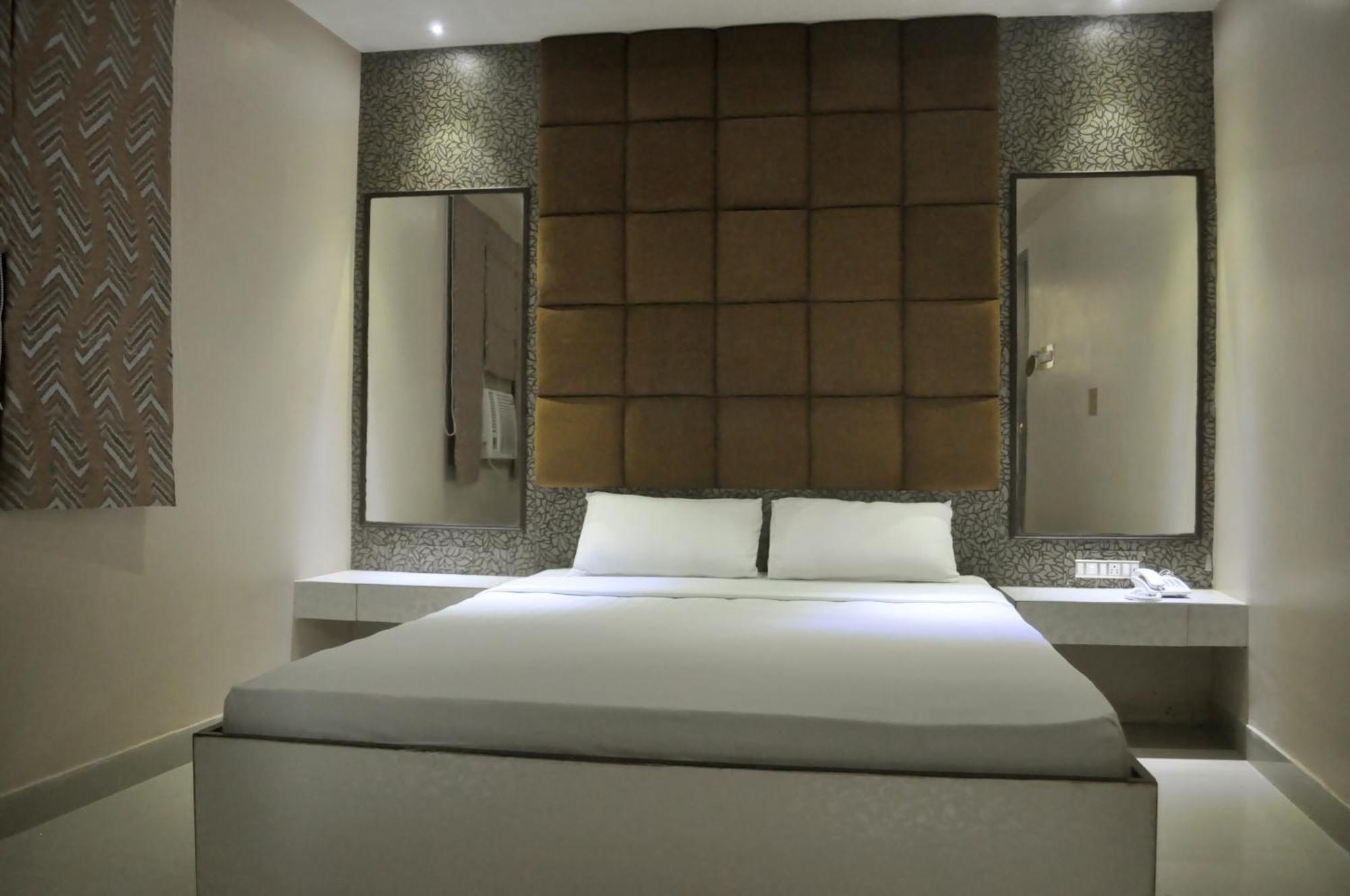 Super Deluxe Double Room