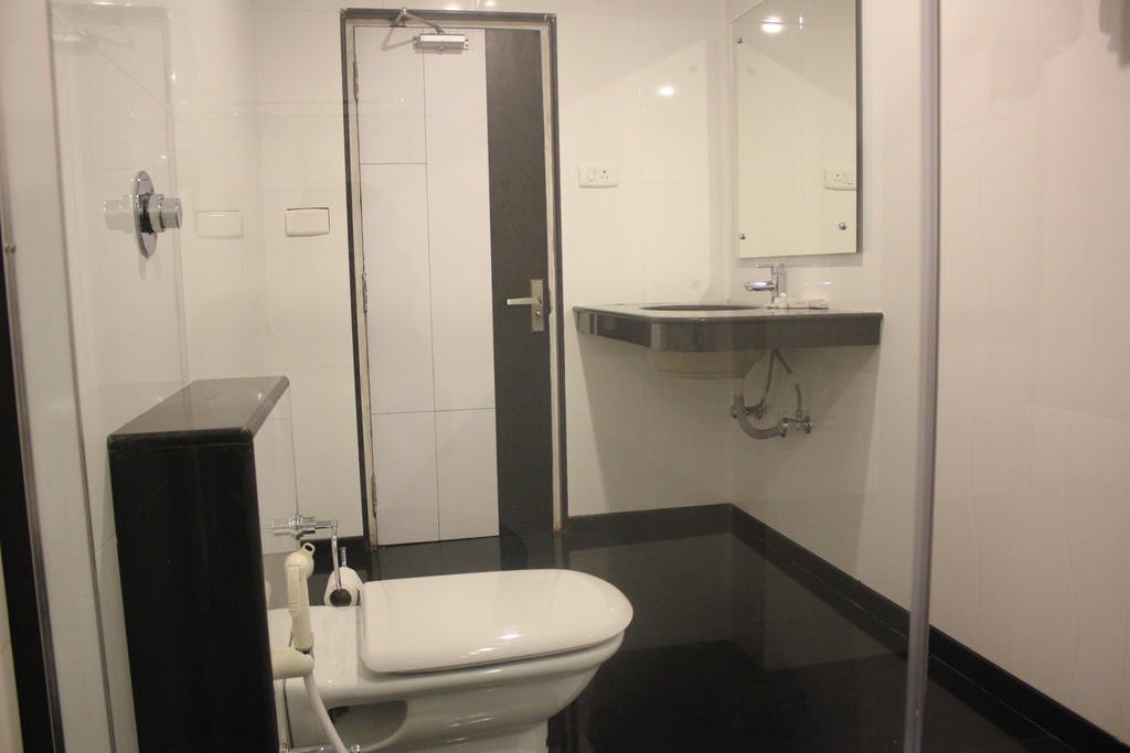 King Suite,632699505:JPEG