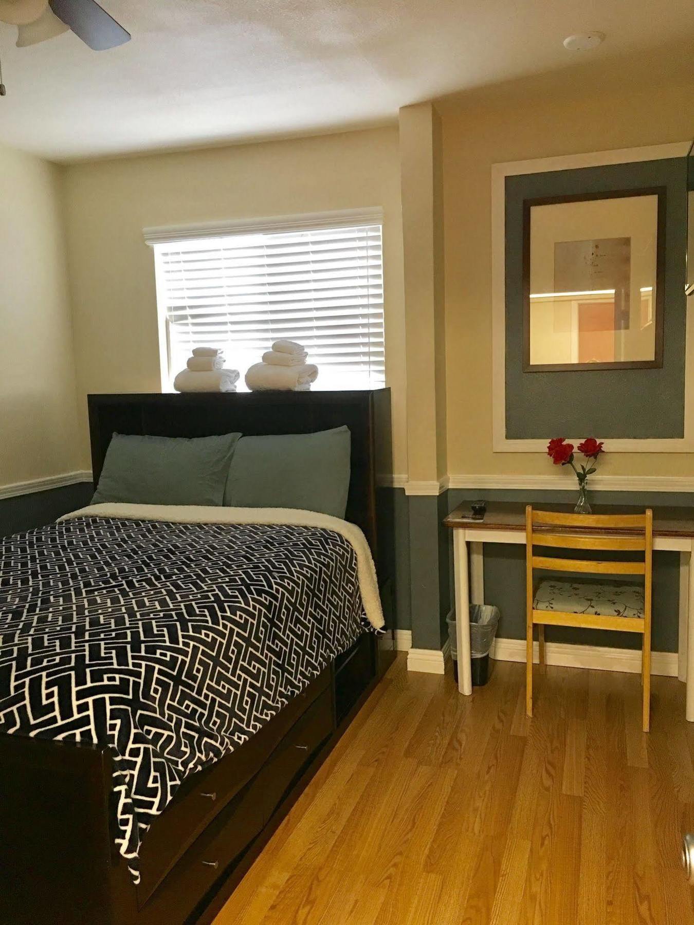 Double Room with Shared Bathroom