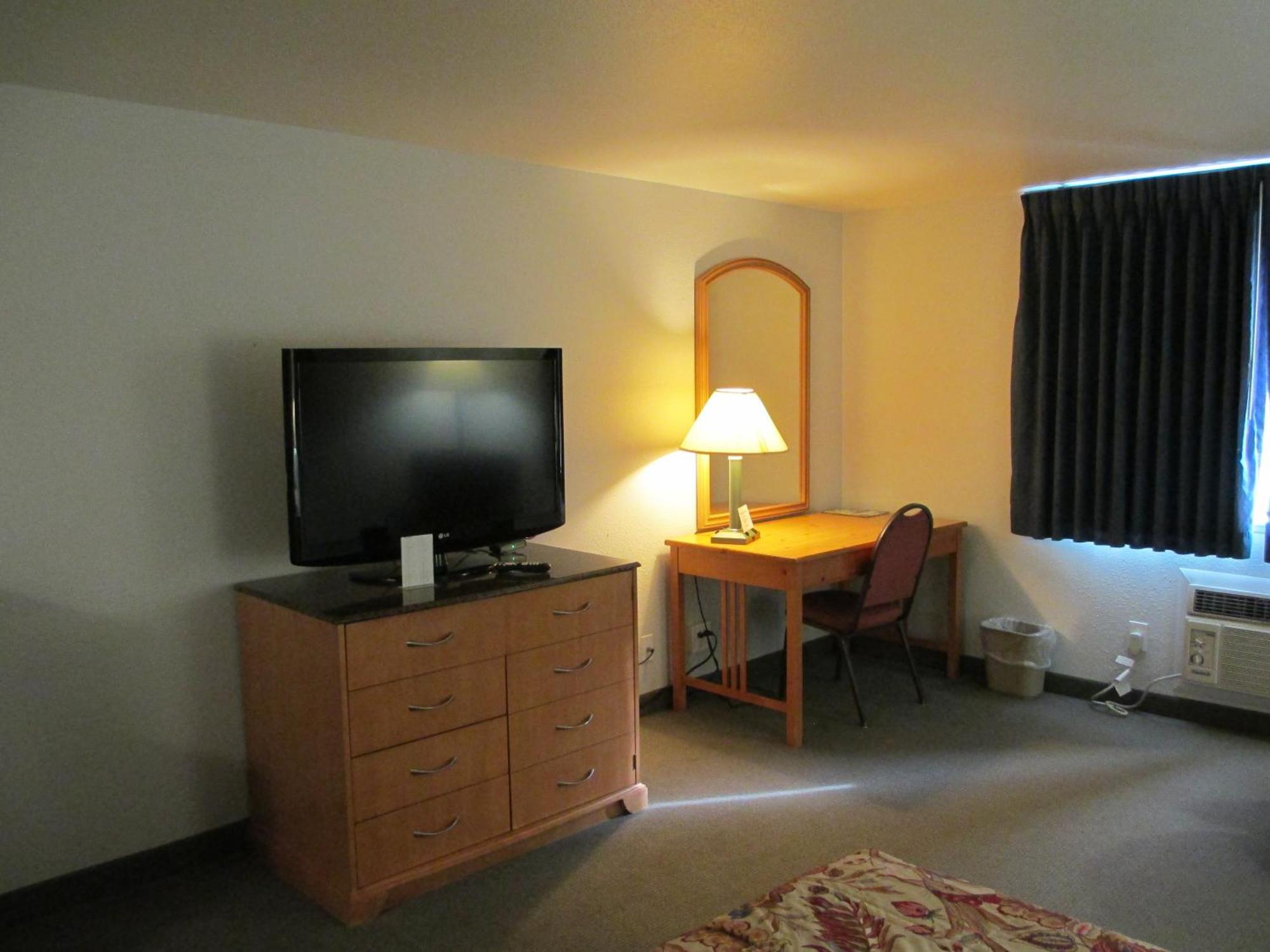 Queen Room Two Queen Beds