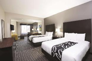 Deluxe Suite Two Queen Beds Non-Smoking