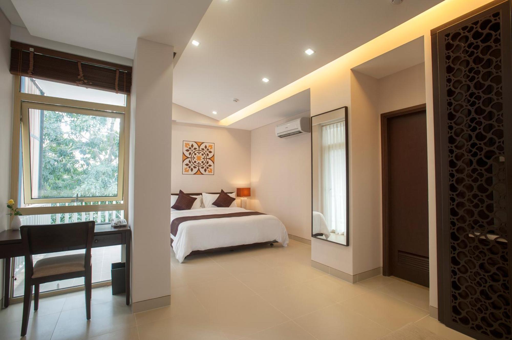 Double Room Balcony,817730981:JPEG