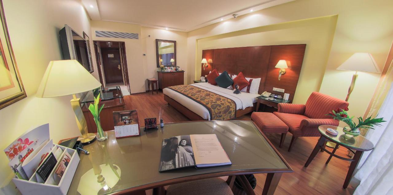 Lalit Spa Suite King Bed on Session on Spa Complimentary Airport Drop to T1 & T2 Enjoy Happy Hours 11 on Beverages