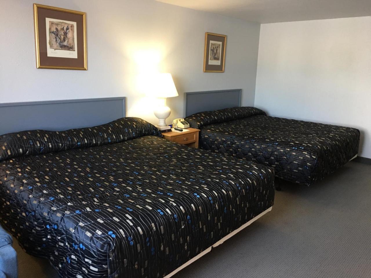 King Room Two King Beds