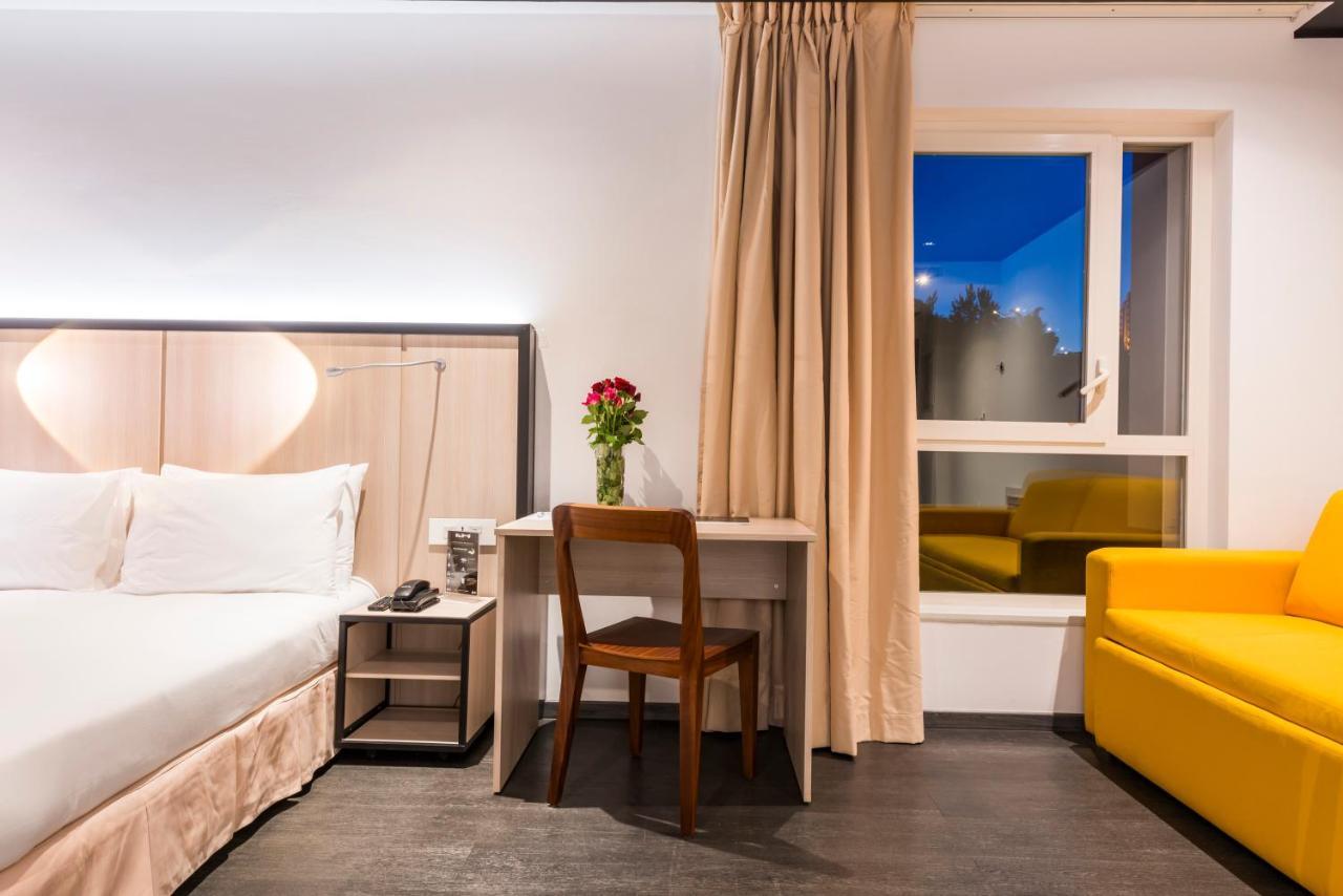 One-Bedroom Suite
