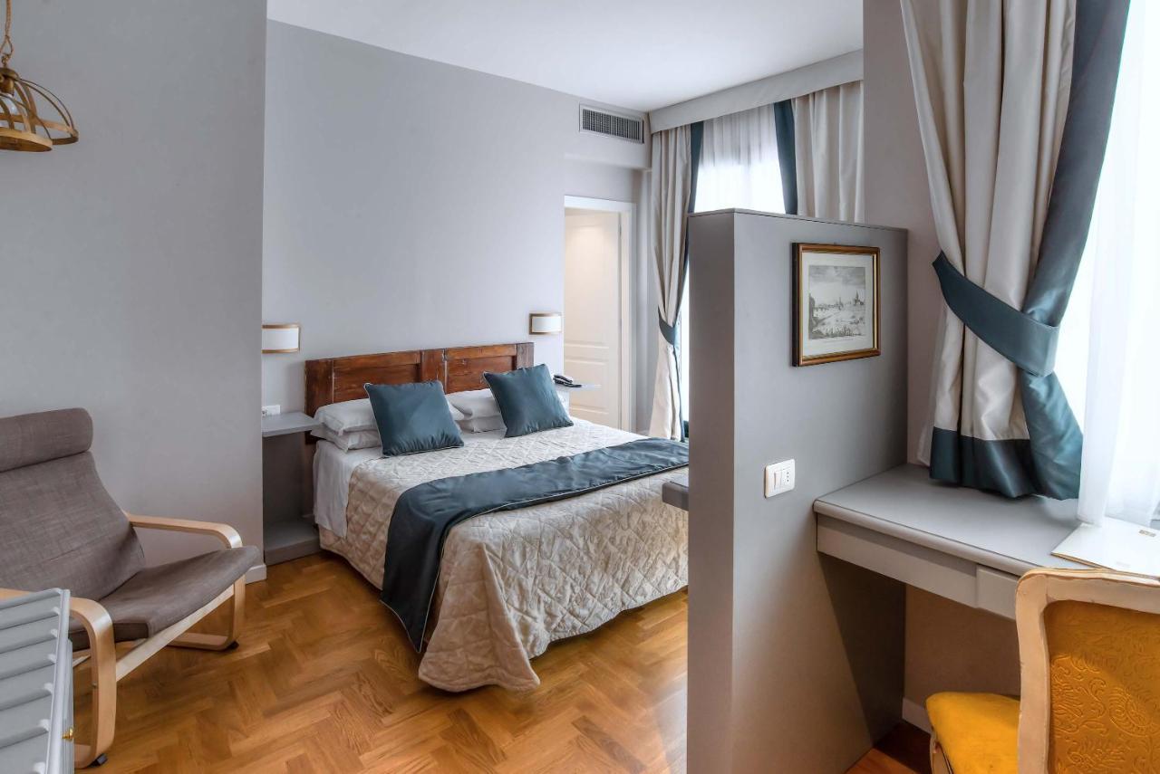 Suite with City View
