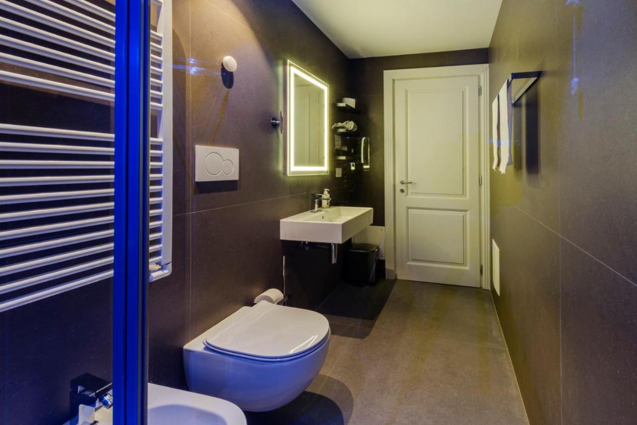 Superior King Suite