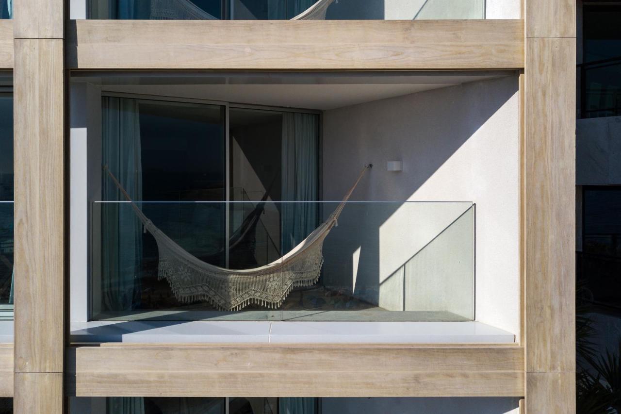 Large room balcony sea view