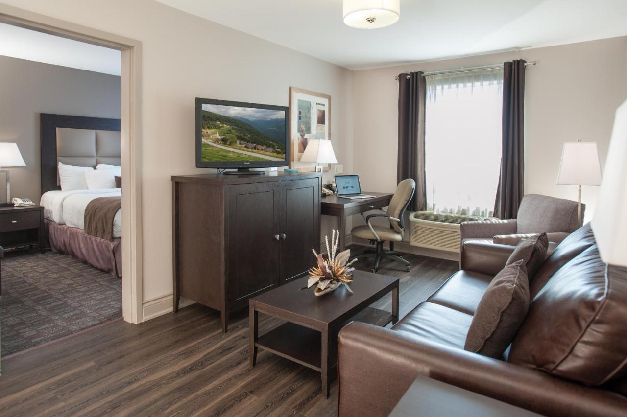 Two-Room King Suite - Non-Smoking