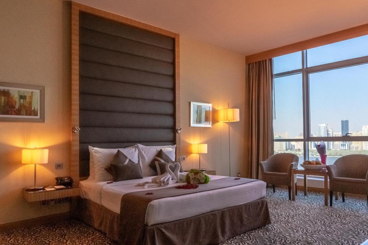 Executive Suite Lagoon View Food & Beverages Late Check-out until 4pm Early Check from 8am on Spa Services Laundry Services,1277235262:JPEG