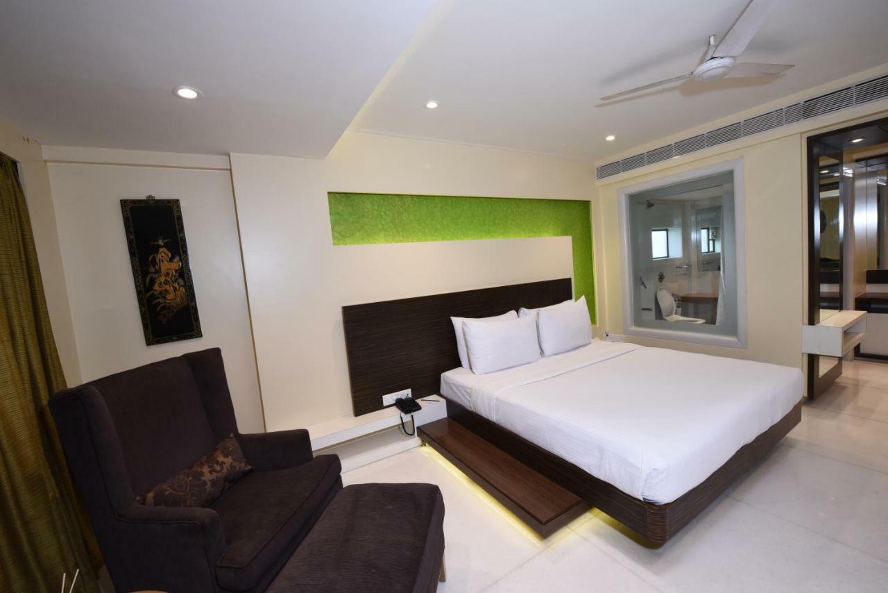 Luxury Room on Food & Soft Beverages at Zante One round of Tea coffee at Zante Complimentary Valid till 30th Sep 2026