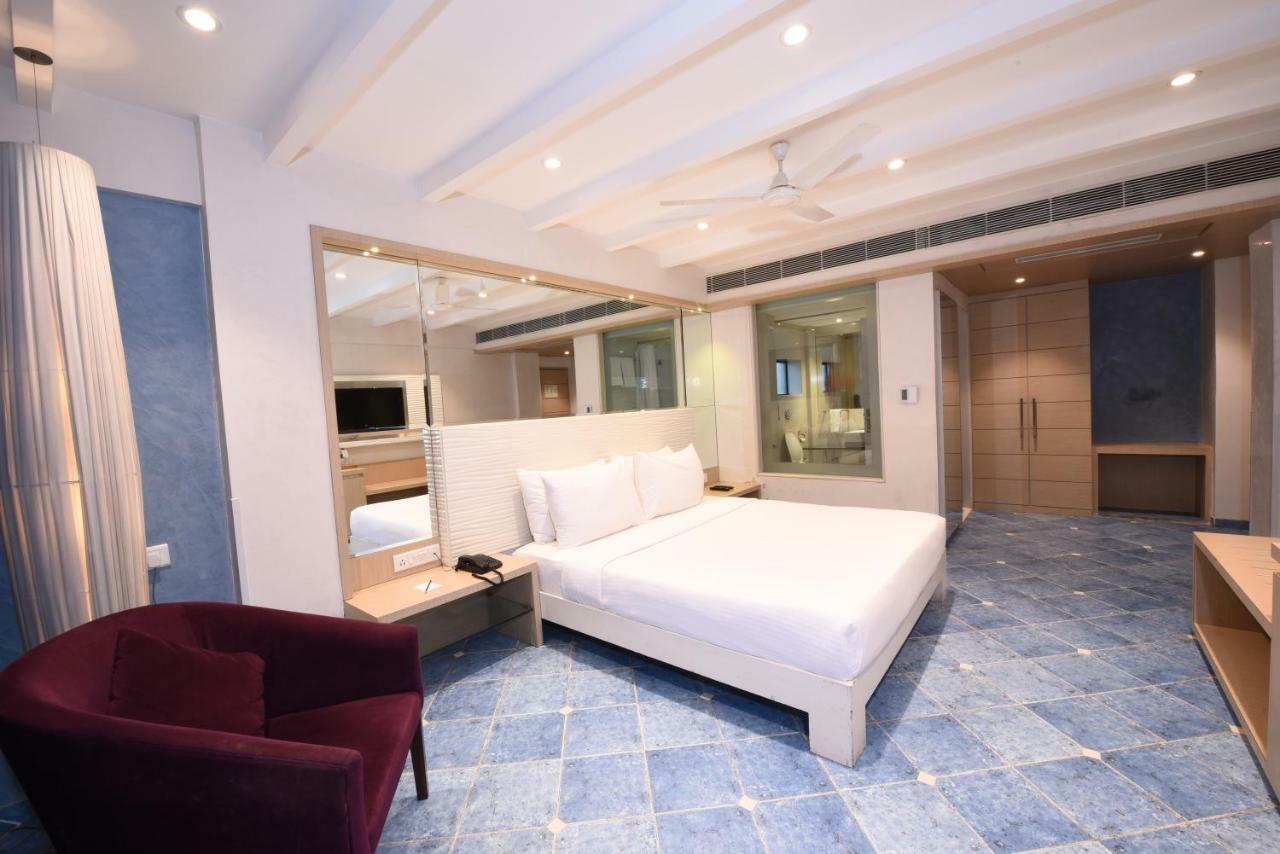 Luxury Room on Food & Soft Beverages at Zante One round of Tea coffee at Zante Complimentary Valid till 30th Sep 2026