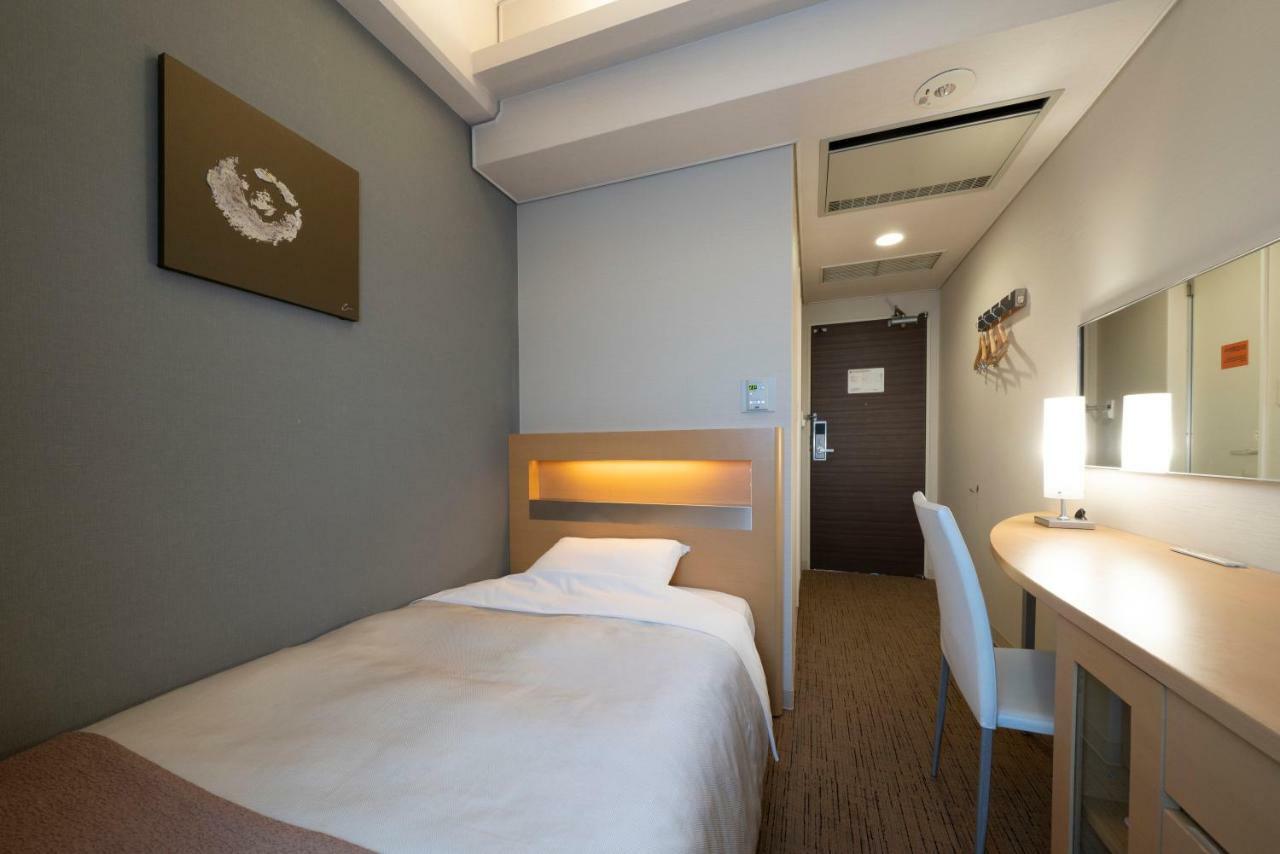 Economy Single Room Smoking