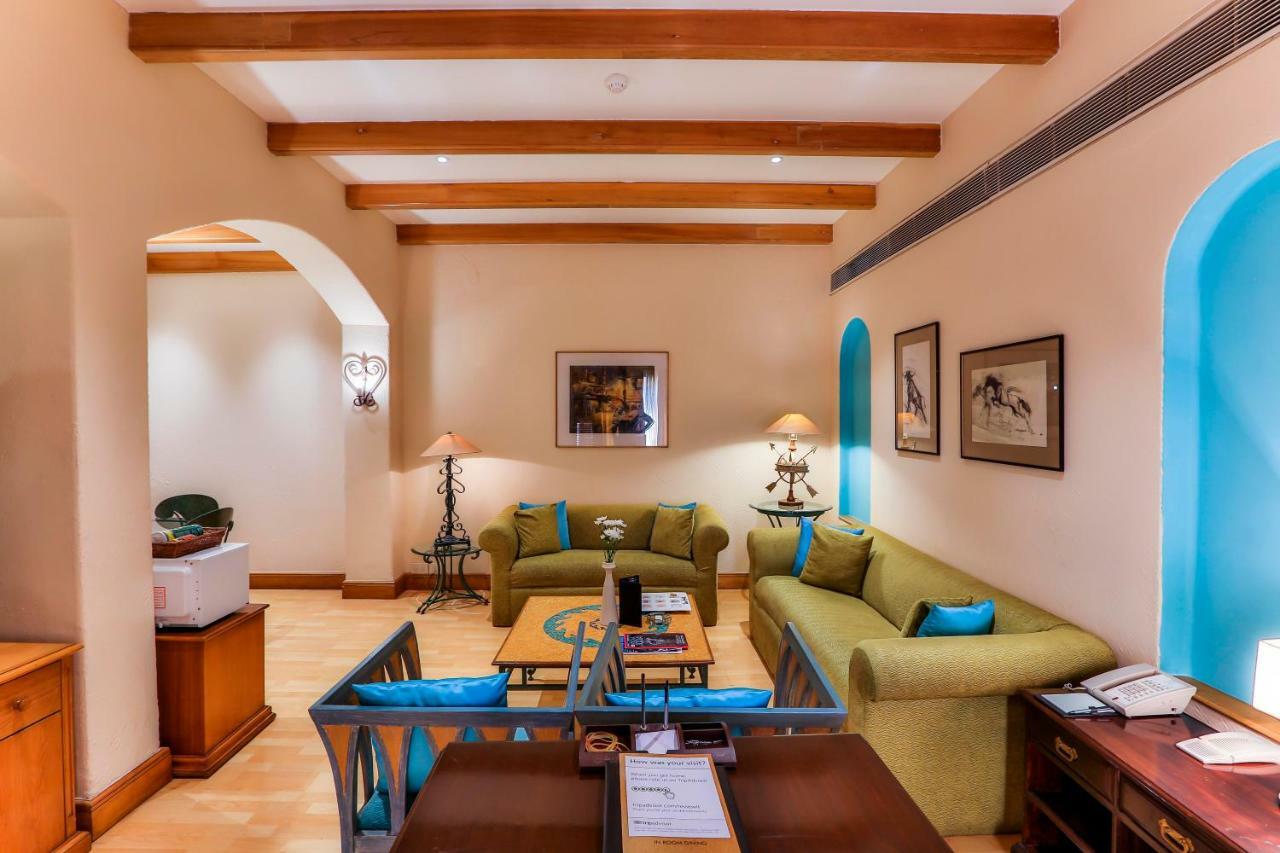 Junior Suite on food beverages